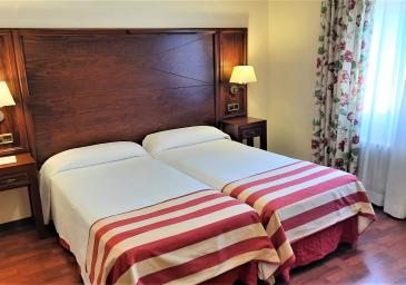 Chambre Double avec Lit Supplémentaire