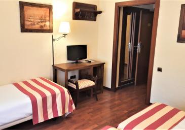 Chambre Double avec Lit Supplémentaire